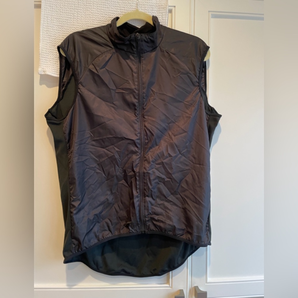 Men’s Twin Six cycling wind vest, XL